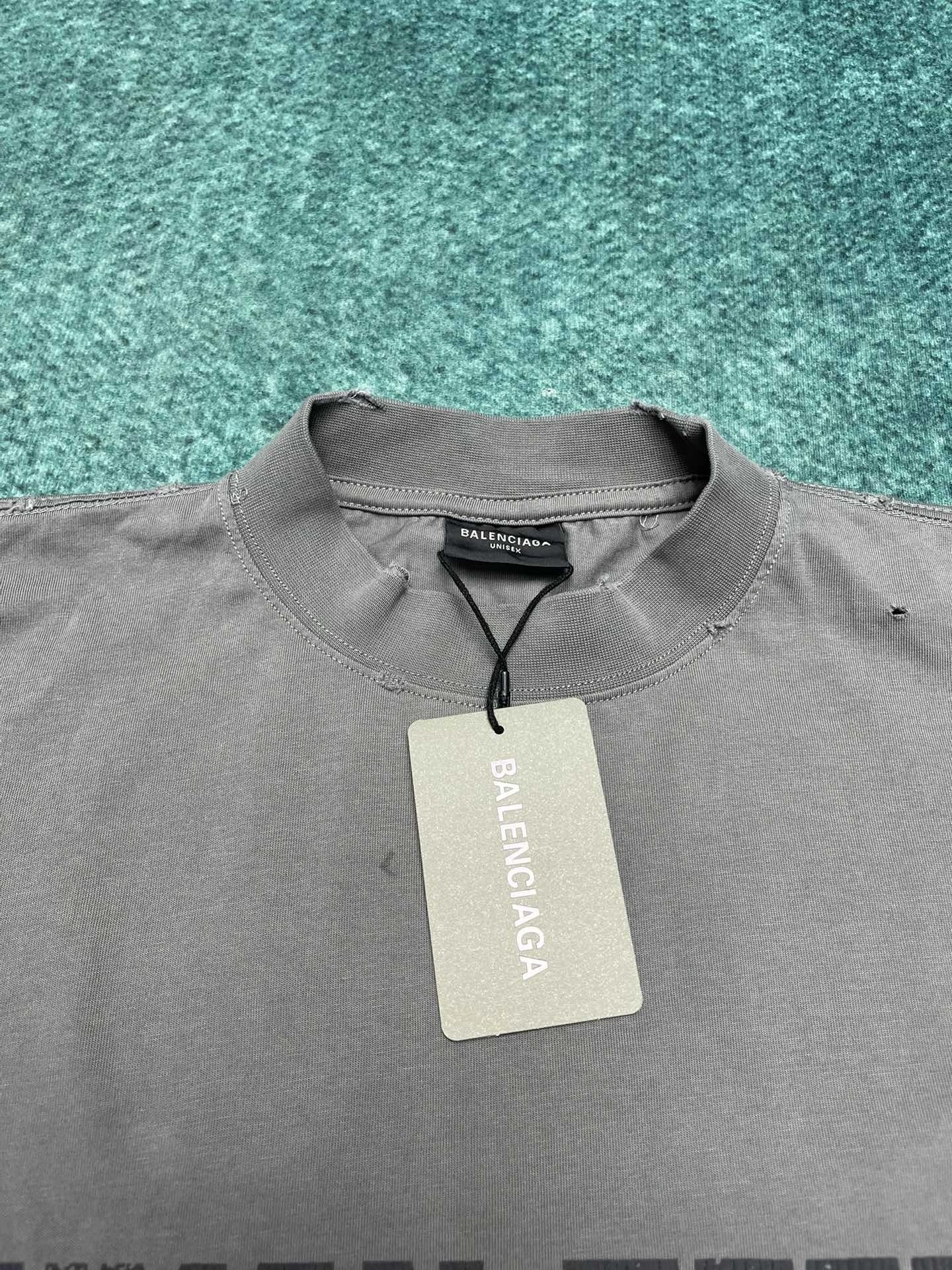 &wg.luxury- 218593i16 Human Being Shifted oversize item:E-F409D2812
